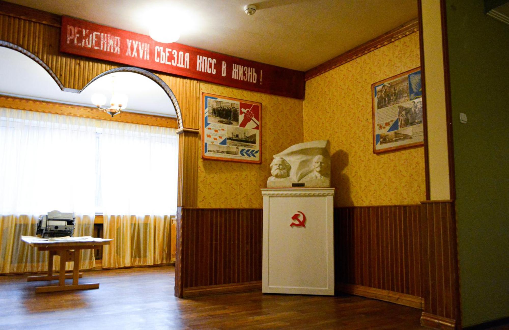 Hotel Pyramiden ภายนอก รูปภาพ